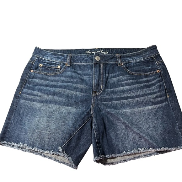 American Eagle Outfitters Blue Jean Shorts Distressed Style size 16 - Picture 1 of 7